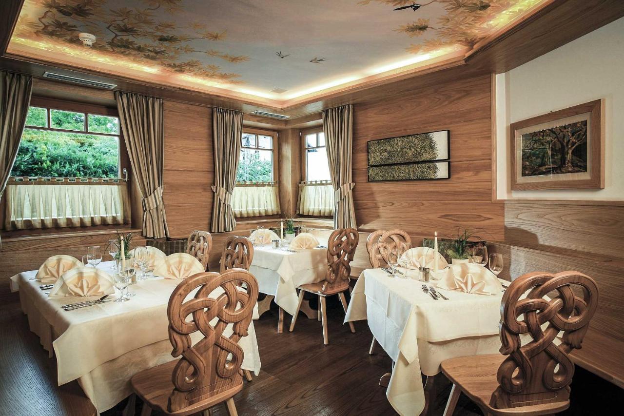 Taubers Unterwirt Aktiv & Vitalhotel Feldthurns Buitenkant foto