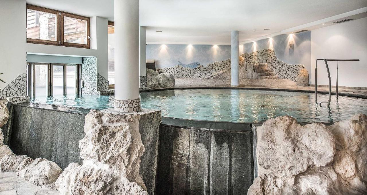 Taubers Unterwirt Aktiv & Vitalhotel Feldthurns Buitenkant foto