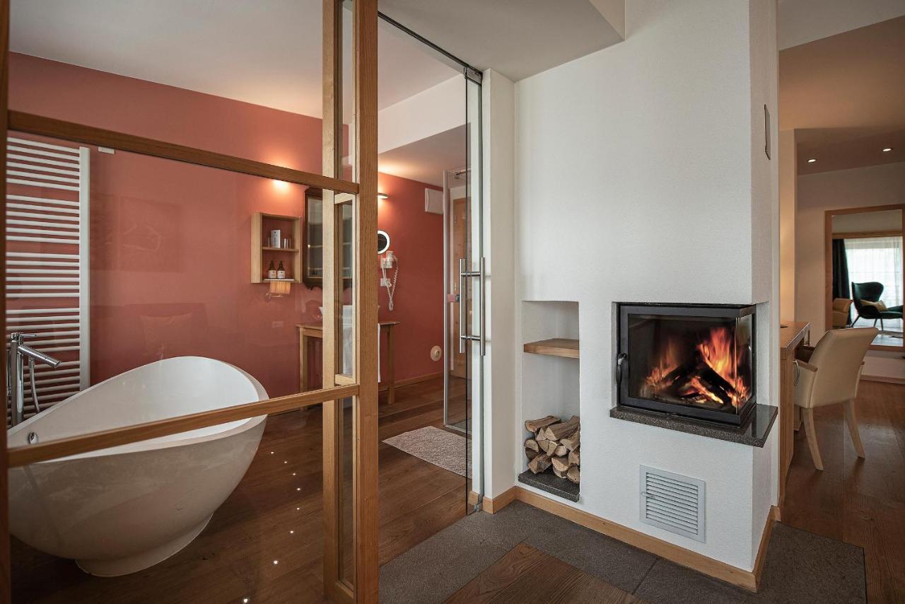 Taubers Unterwirt Aktiv & Vitalhotel Feldthurns Buitenkant foto