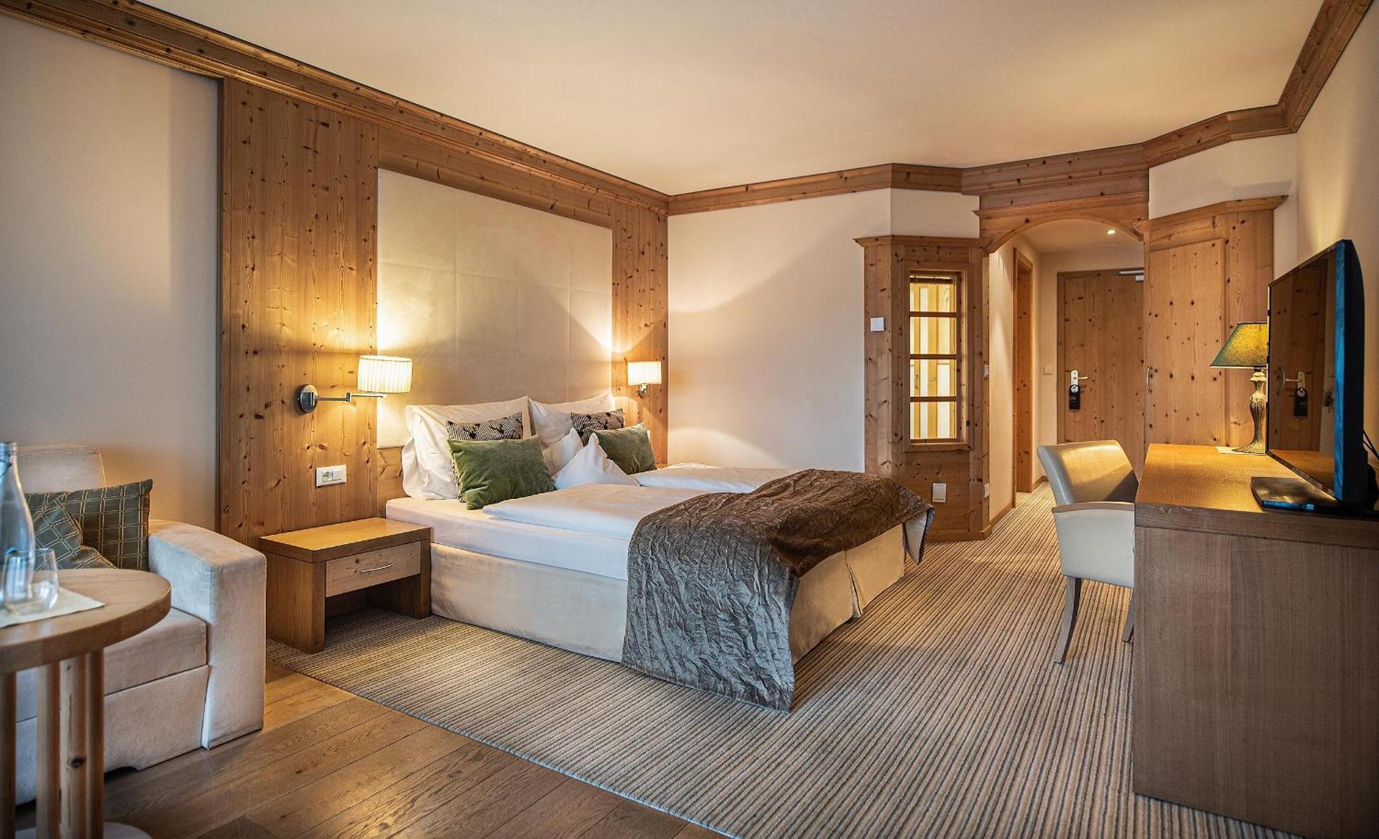 Taubers Unterwirt Aktiv & Vitalhotel Feldthurns Buitenkant foto